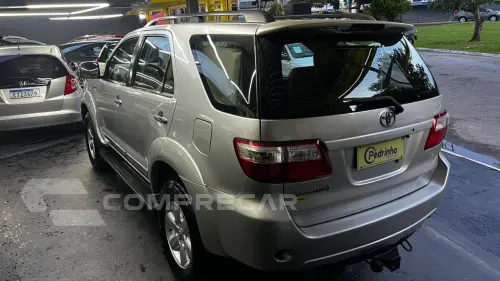 Hilux SW4 2.7 16V 4P SR AUTOMÁTICO