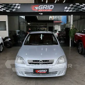 CORSA 1.0 MPFI Sedan 8V