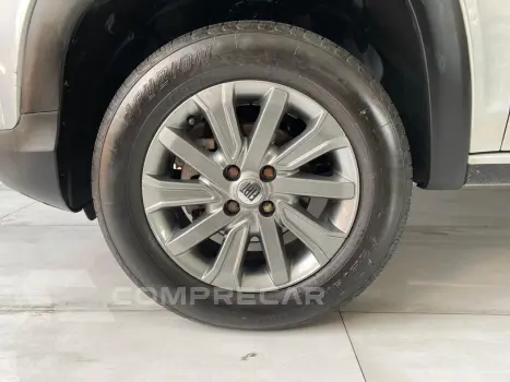 Strada Freedom 1.3 Flex 8V CD