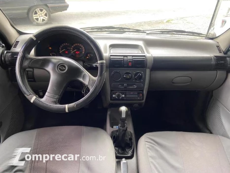 CLASSIC SEDAN LIFE 1.0 VHC 8V 4P
