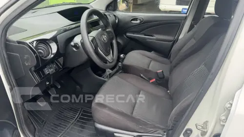 Etios Sedan 1.5 16V 4P FLEX X