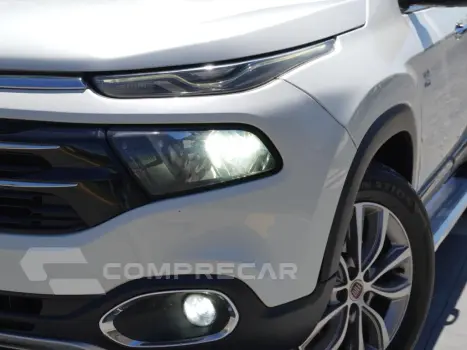 TORO 2.0 16V TURBO DIESEL VOLCANO 4WD AT9