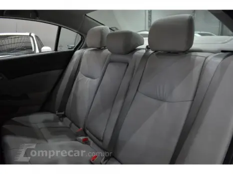 CIVIC - 1.8 LXS 16V 4P AUTOMÁTICO