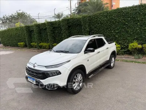 Fiat TORO 2.0 16V Turbo Volcano 4WD 4 portas