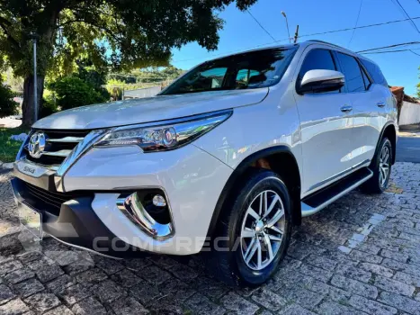 Hilux SW4 SRX 4x4 2.8 TDI 16V Dies. Aut.