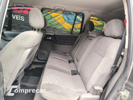 ZAFIRA 2.0 MPFI Elegance 8V