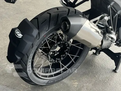R 1300 GS TRIPLE BLACK