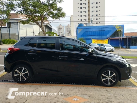 Yaris Hatch 1.5 16V 4P FLEX XLS CONNECT MULTIDRIVE AUTOMÁTIC