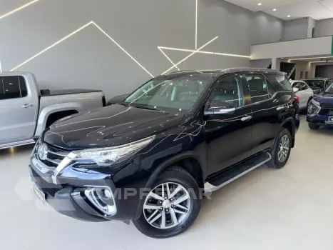 Toyota Hilux Sw4 SRX 2.8 4 portas