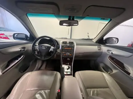 COROLLA - 2.0 ALTIS 16V 4P AUTOMÁTICO