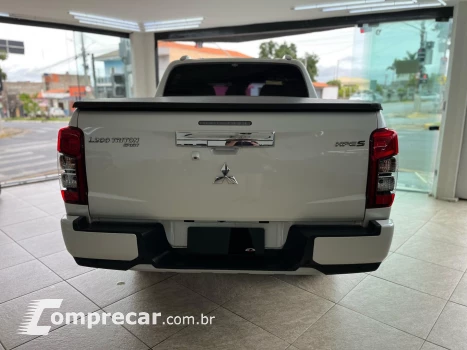 L200 TRITON 2.4 16V TURBO DIESEL SPORT HPE-S CD 4P 4X4 AUTOM