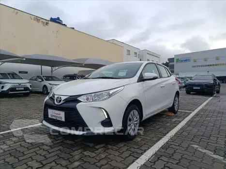 Toyota YARIS 1.5 16V FLEX XL MULTIDRIVE 4 portas