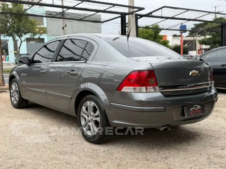 VECTRA 2.0 MPFI ELEGANCE 8V 140CV FLEX 4P MANUAL