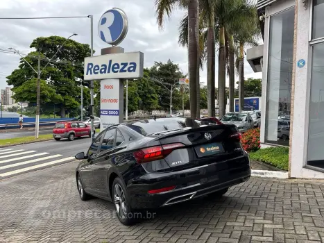 JETTA R-Line 250 TSI 1.4 Flex 16V Aut.