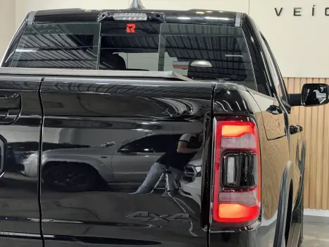 1500 5.7 V8 GASOLINA REBEL CD 4X4 AUTOMÁTICO