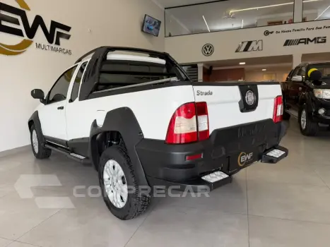 FIAT Strada Adventure 1.8/ 1.8 LOCKER Flex CE