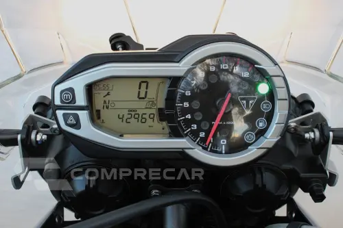 TRIUMPH TIGER 800 XRX