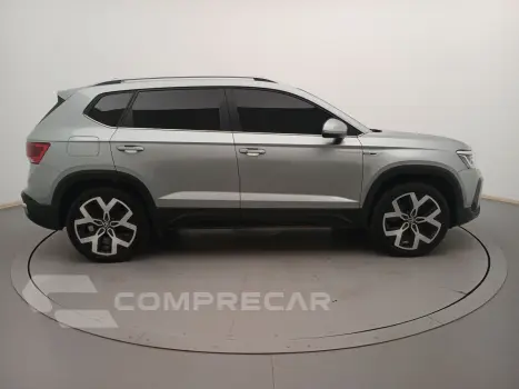TAOS 1.4 250 TSI TOTAL FLEX HIGHLINE AUTOMÁTICO