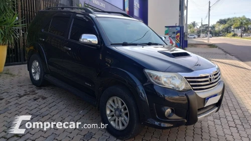 Hilux SW4 3.0 16V 4P SRV 4X4 7 LUGARES TURBO DIESEL AUTOMÁTI