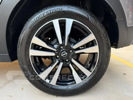 Kicks Play 1.6 16V Flexstart Advance Plus Xtronic