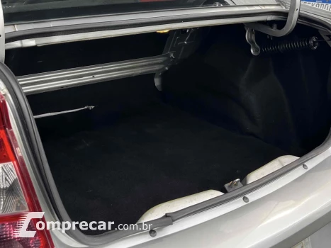 LOGAN 1.6 EXPRESSION 8V FLEX 4P MANUAL