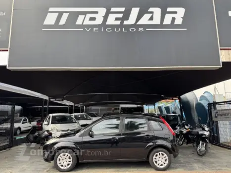 FORD FIESTA HATCH - 1.0 ROCAM HATCH 8V 4P MANUAL 4 portas