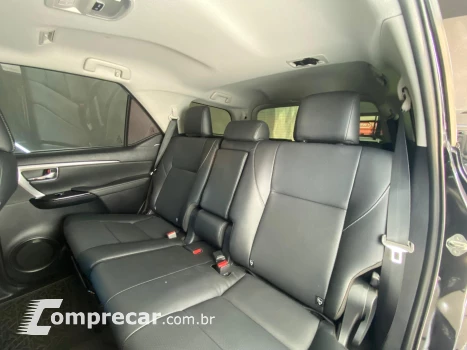 Hilux SW4 SRX Plat. 4x4 2.8 TB Die. Aut.