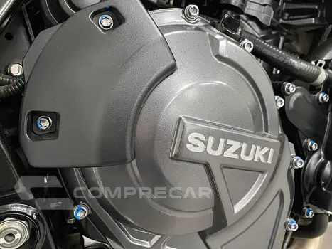 SUZUKI GSX-8S