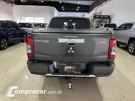 L200 TRITON 2.4 16V Turbo Sport Hpe-s CD 4X4