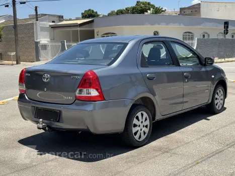 ETIOS 1.5 X Sedan 16V