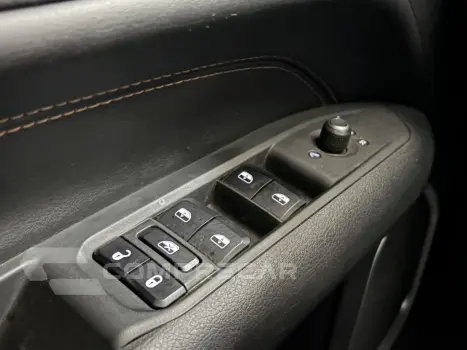 COMMANDER 2.0 TD380 TURBO DIESEL LIMITED AT9