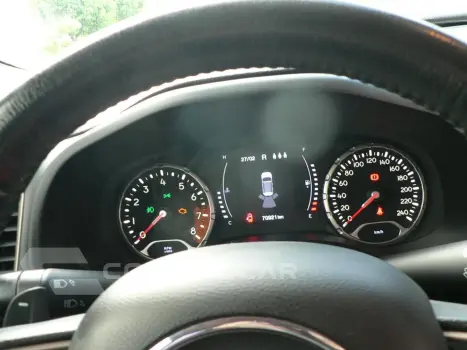 Renegade 1.8 16V Flex Longitude 4P Automático
