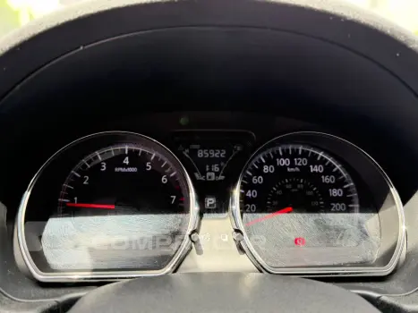 VERSA SL 1.6 16V FlexStart 4p Aut.