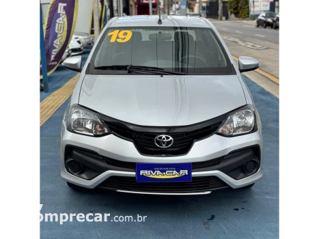 ETIOS 1.5 X PLUS 16V FLEX 4P AUTOMÁTICO
