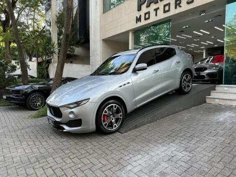 Maserati LEVANTE 3.0 V6 Turbo S Q4 4 portas