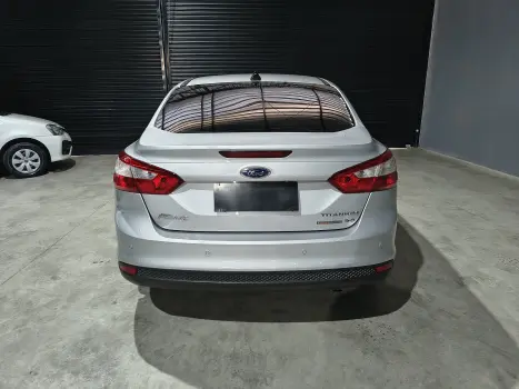 FOCUS 2.0 Titanium Sedan 16V