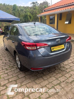 YARIS 1.5 16V Sedan XL