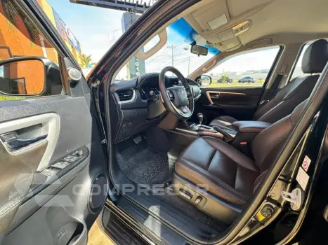 HILUX SW4 SRV 4X2 2.7 FLEX 16V AUT
