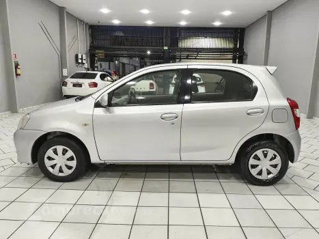 ETIOS XS  1.3 Flex 16V 5p Mec.