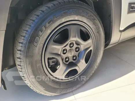 Renegade 1.8 4x2 Flex 16V Aut.