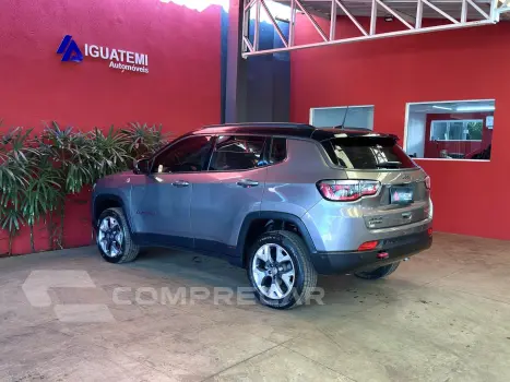 COMPASS 2.0 16V DIESEL TRAILHAWK 4X4 AUTOMÁTICO