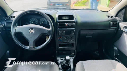 ASTRA 2.0 MPFI Comfort 8V