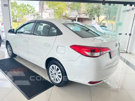 YARIS 1.5 16V FLEX SEDAN XL MANUAL