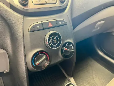 HB20S 1.6 COMFORT PLUS 16V FLEX 4P AUTOMATICO