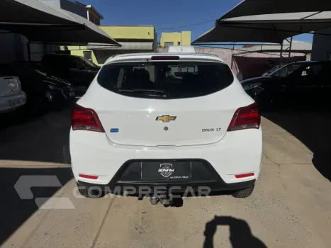 Onix Hatch 1.0 4P FLEX LT