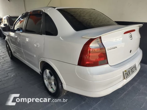 CORSA 1.8 MPFI Sedan 8V