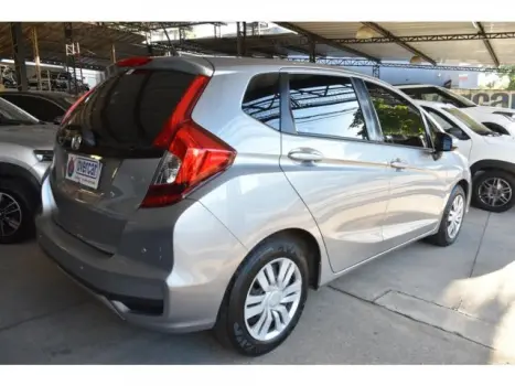 FIT - 1.5 PERSONAL 16V 4P AUTOMÁTICO