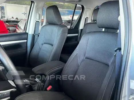 Hilux CD SR 4x4 2.8 TDI Diesel Aut.