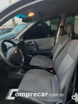 CORSA 1.0 MPFI Classic Sedan Life 8V