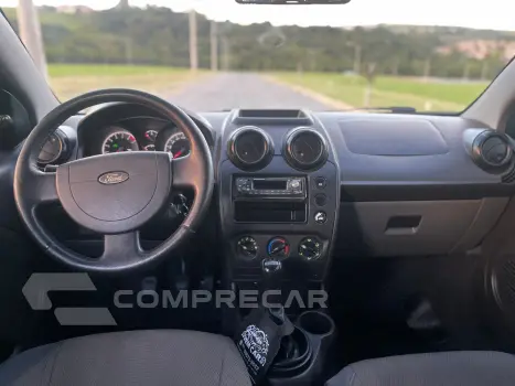 Fiesta Sedan 1.0 8V Flex 4p